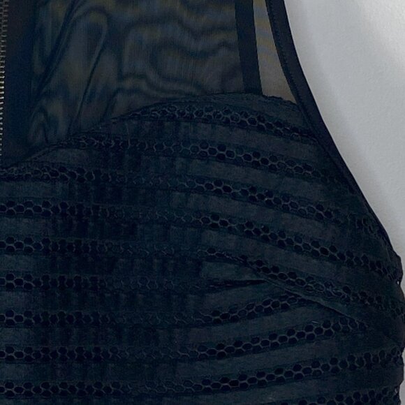 Charlotte Russe - Sleeveless Top, Embroidered/Textured-feel, Back Zip, Sheer - L - Picture 4 of 7